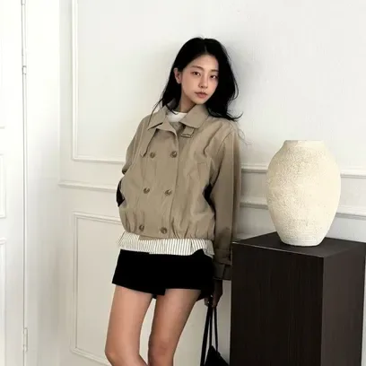 (더틸버리) 밴딩 싱글 칼라 숏 트렌치 코트 TS9M0TC021